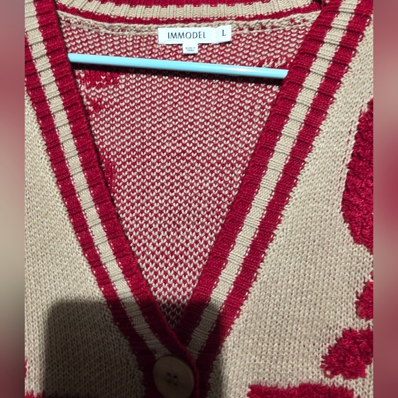 Immodel Size Large EUC Stylish Red and Cream Women's Sweater PTP 25 - Picture 3 of 4